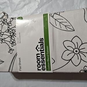 King Cotton Blend Sateen FLAT Sheet - Room Essentials black flowers